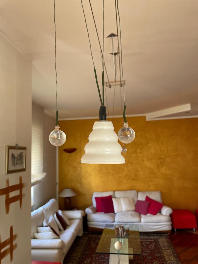 Zen Apartment Located In Turin Pre Hill Bagian luar foto