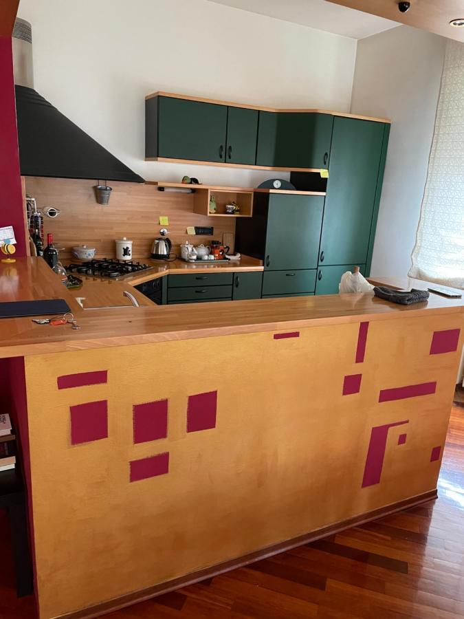 Zen Apartment Located In Turin Pre Hill Bagian luar foto